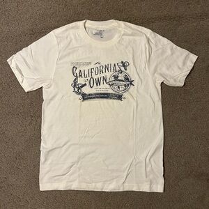 Old Navy - Men’s Small Tee Shirt